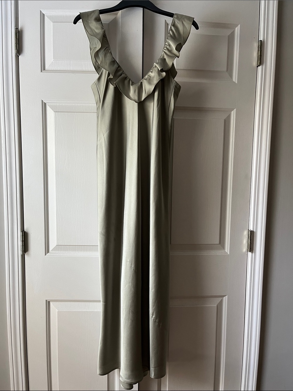 Show Me Your Mumu Serene Slip Dress Moss Green Luxe Satin Ruffle Midi Size XS - Picture 4 of 11
